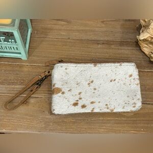 Cute Myra Bag Cowhide Wristlet